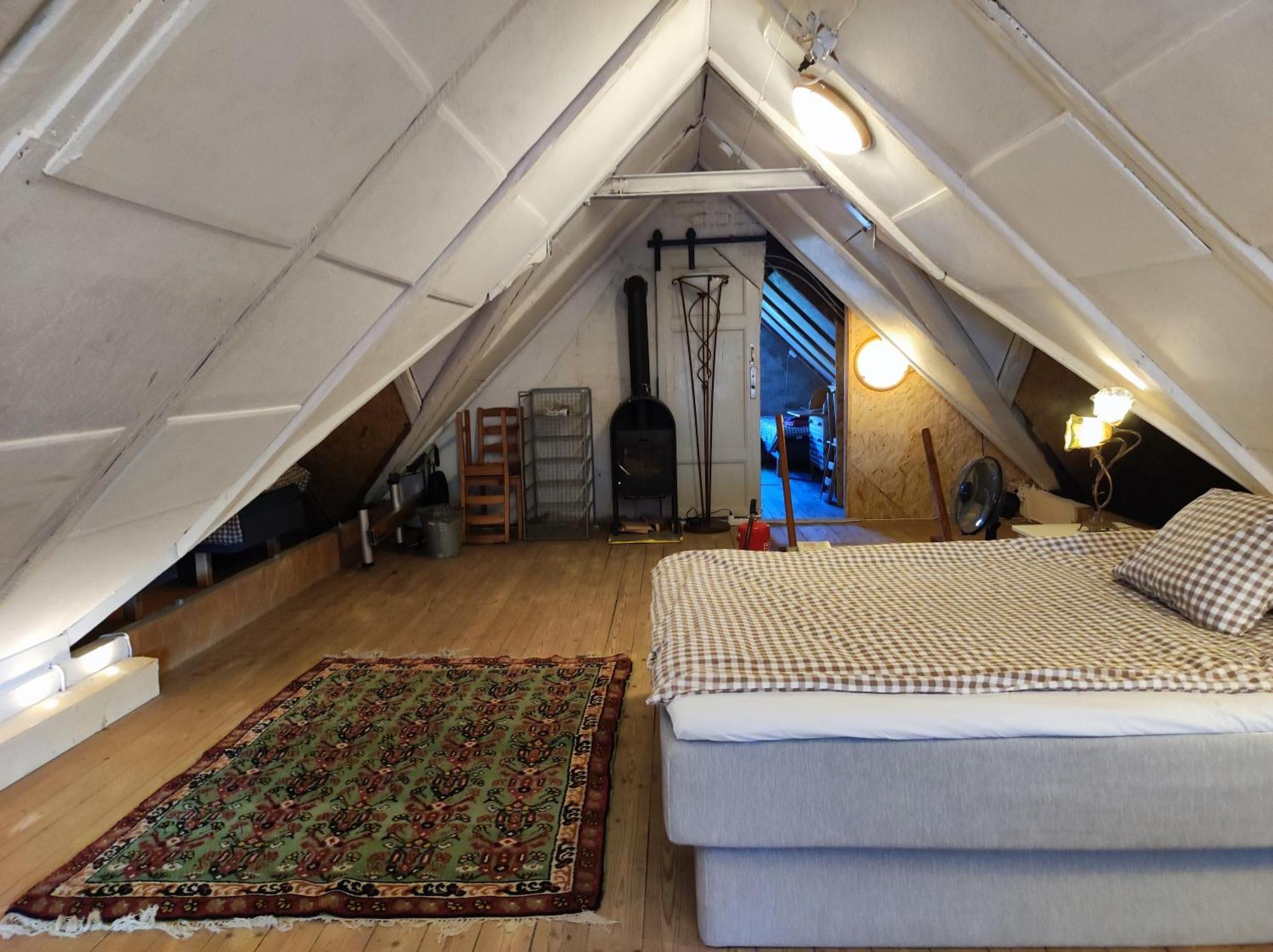 The Garden Hill Guest house 2*